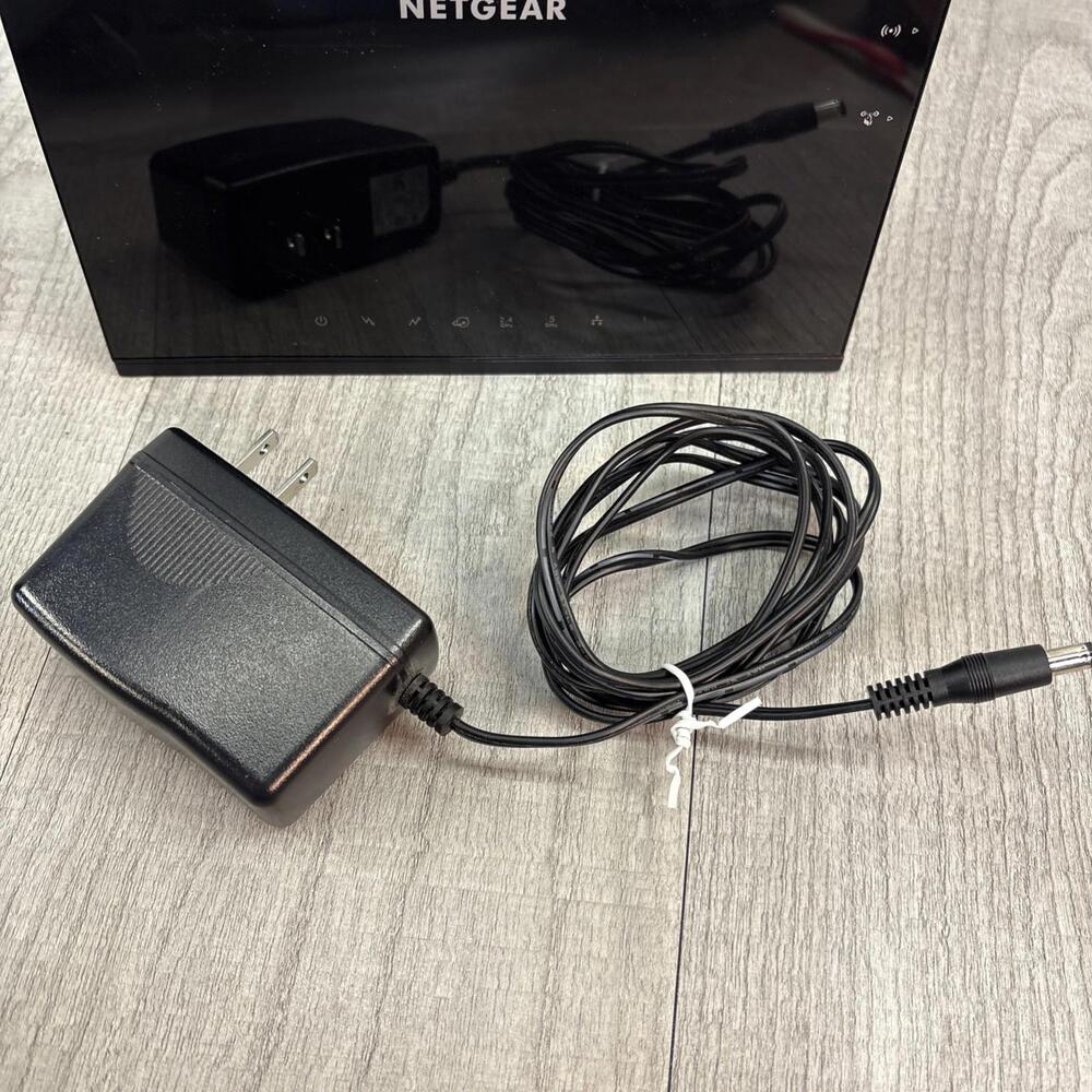 Netgear AC1600 C6250 WiFi Cable Modem Router Combo - Picture 9 of 10